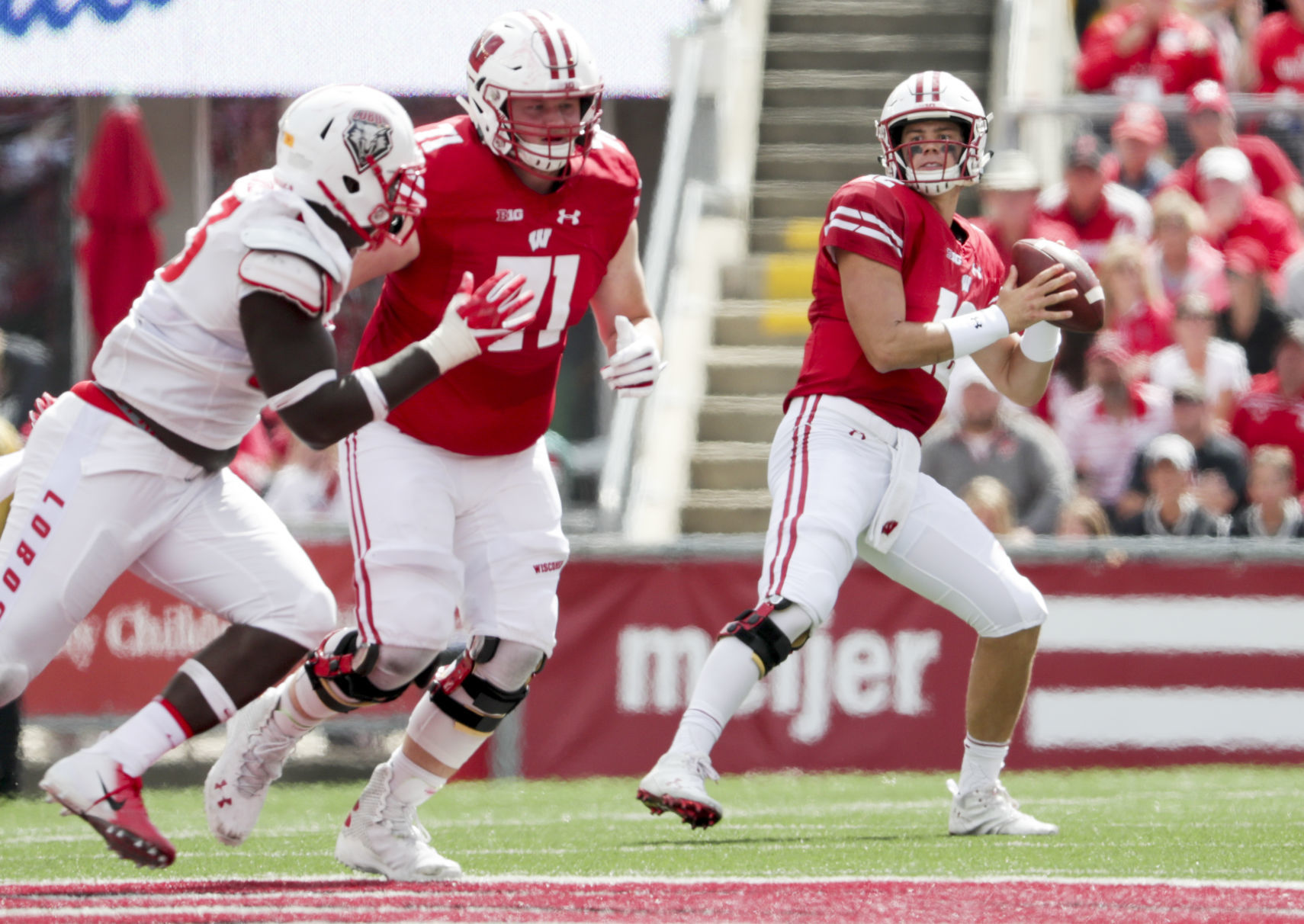 Wisconsin Badgers 45, New Mexico Lobos 14
